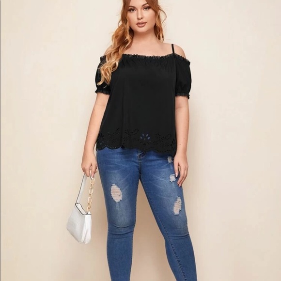 Tops - Scallop Hem Blouse